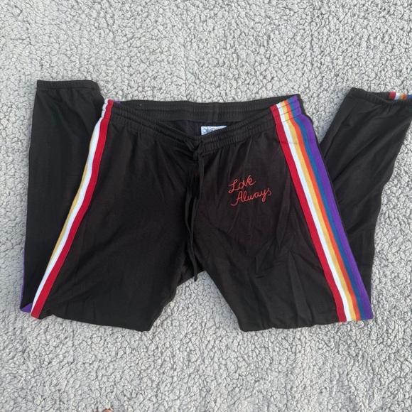 Lauren Moshi rainbow joggers “Love always” - Picture 2 of 4